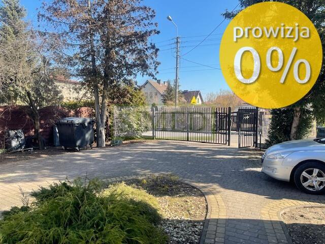Szkoła,przystanek,Centrum Łomianek,duża działka