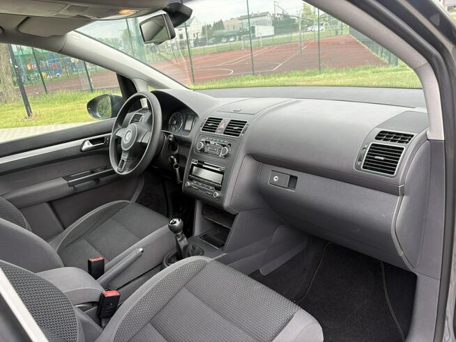 Volkswagen Touran Serwisowany , Bezwypadkowy , Oryg. Przebieg , Zadbany , Doinwestowany