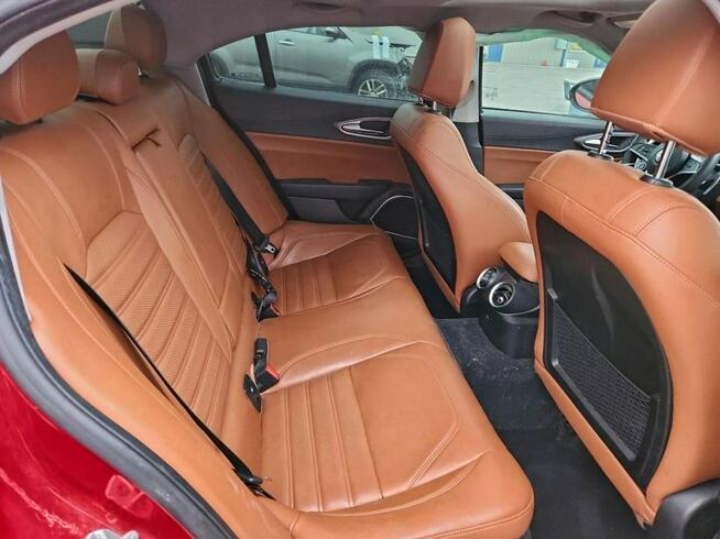 Alfa Romeo Giulia / 4x4 / 2.0 280KM / Niski przebieg /
