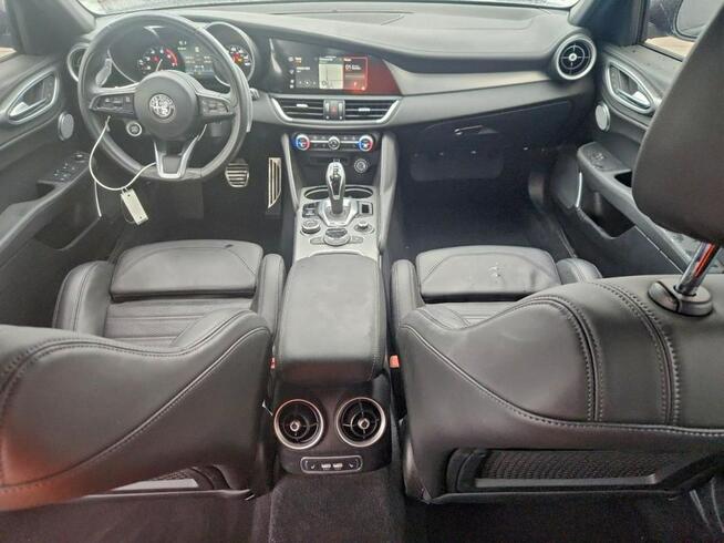 Alfa Romeo Giulia / 2.0 280KM / Bogate wyposażenie / niski przebieg /