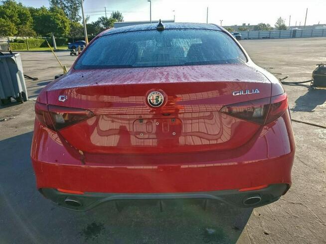 Alfa Romeo Giulia / 2.0 280KM / 4x4 / niski przebieg /