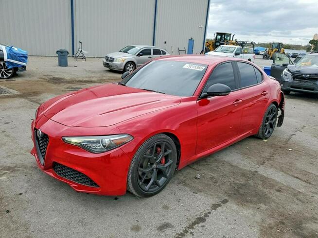 Alfa Romeo Giulia / 2.0 200KM / automat / niski przebieg /