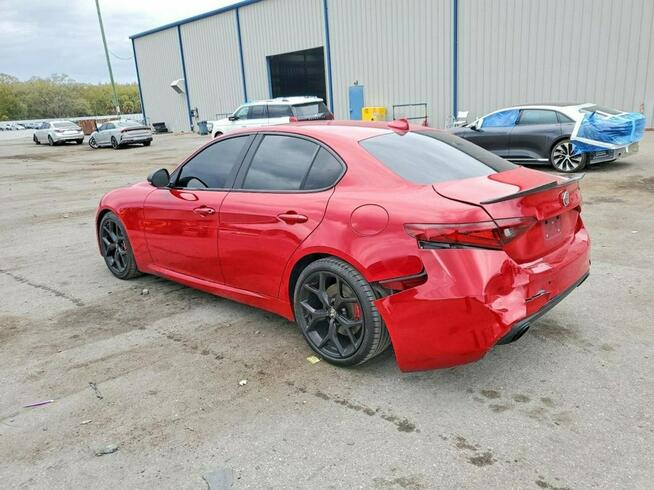 Alfa Romeo Giulia / 2.0 200KM / automat / niski przebieg /