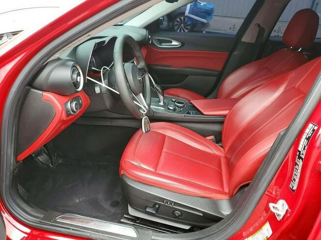 Alfa Romeo Giulia / 2.0 200KM / automat / niski przebieg /
