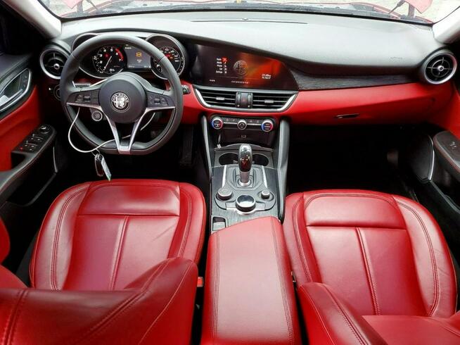 Alfa Romeo Giulia / 2.0 200KM / automat / niski przebieg /