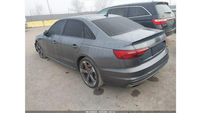 Audi A4 S-Line / Quattro / automat /