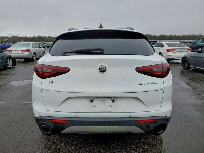 Alfa Romeo Stelvio / 2.0 280KM / 4x4 / Niski przebieg /