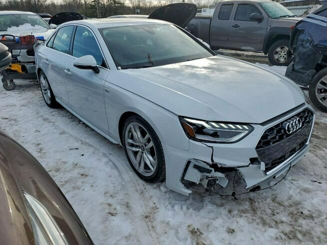 Audi A4 / Quattro / S-Line / Virtual cockpit /
