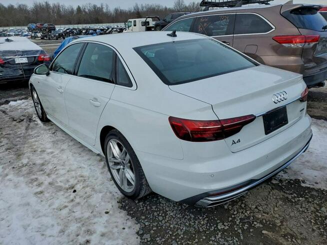 Audi A4 / Quattro / S-Line / Virtual cockpit /