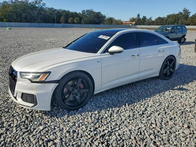 Audi A6 / Quattro / S-Line / Virtual cockpit /