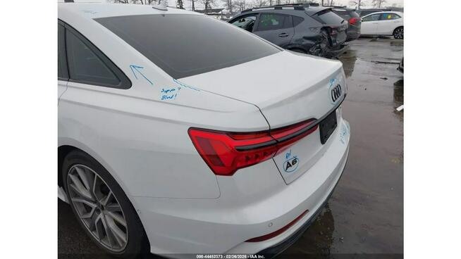 Audi A6 / S-Line / Quattro / 3.0 /