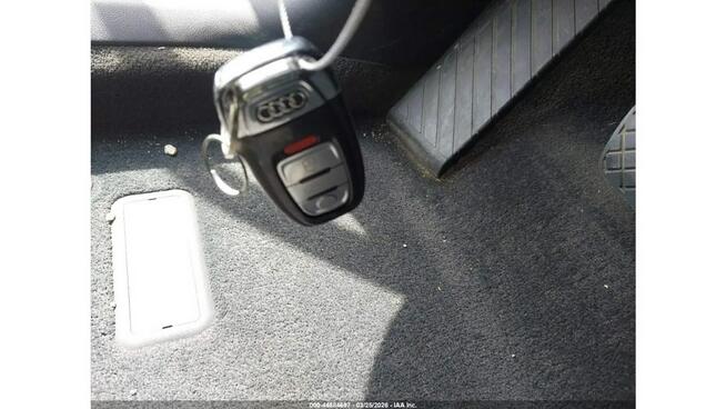 Audi A8 / niski przebieg / Quattro / 3.0 kompresor /