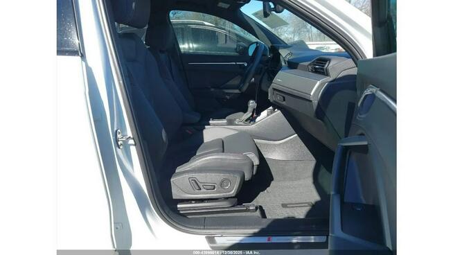 Audi Q3 / Quattro / S-Line / Virtual cockpit /