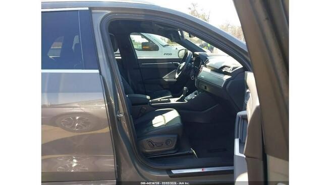 Audi Q3 / Quattro / S-Line / Virtual cockpit / niski przebieg /