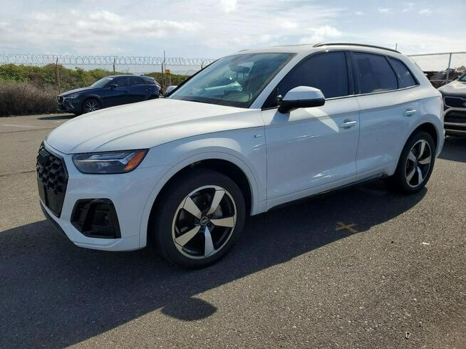 Audi Q5 / Quattro / S-Line / niski przebieg /