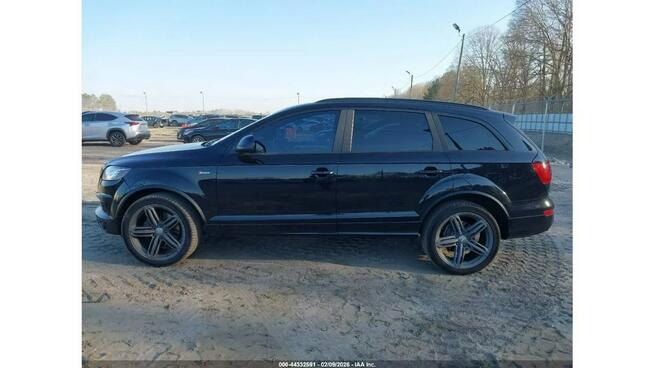 Audi Q7 / Quattro / S-Line / najbogatsza wersja / niski przebieg /