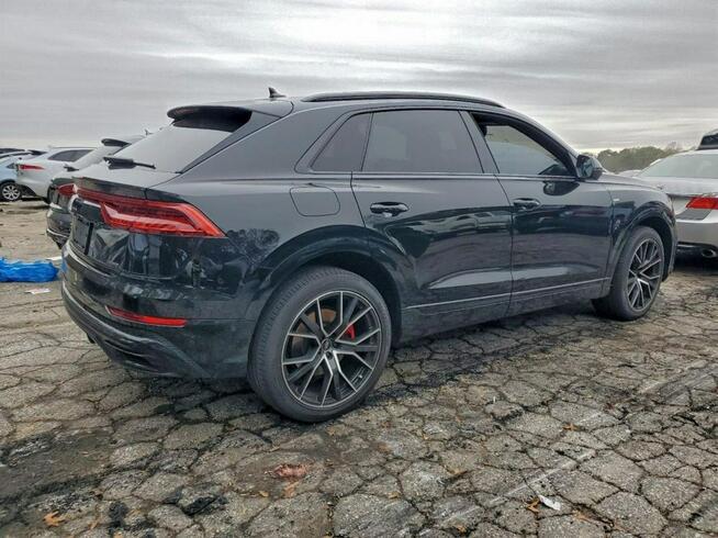 Audi Q8 / Quattro / S-Line / Virtual /