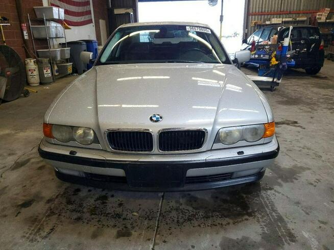BMW 740 / 4.4 286KM / automat / niski przebieg /