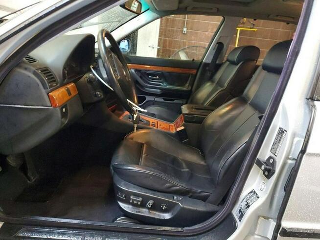 BMW 740 / 4.4 286KM / automat / niski przebieg /
