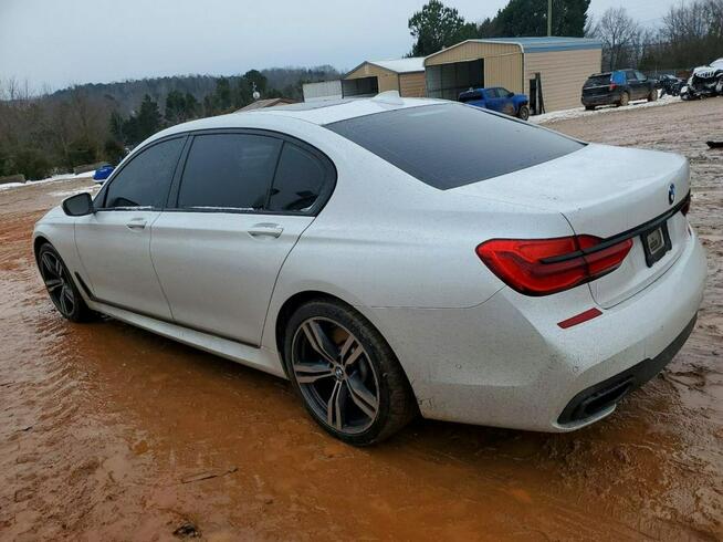 BMW 740 / Head Up / M-pakiet / niski przebieg /
