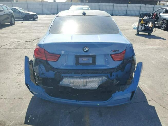 BMW M4 / dach carbon / dkg / Sparco /