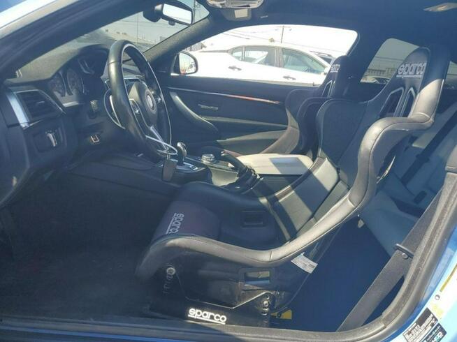BMW M4 / dach carbon / dkg / Sparco /