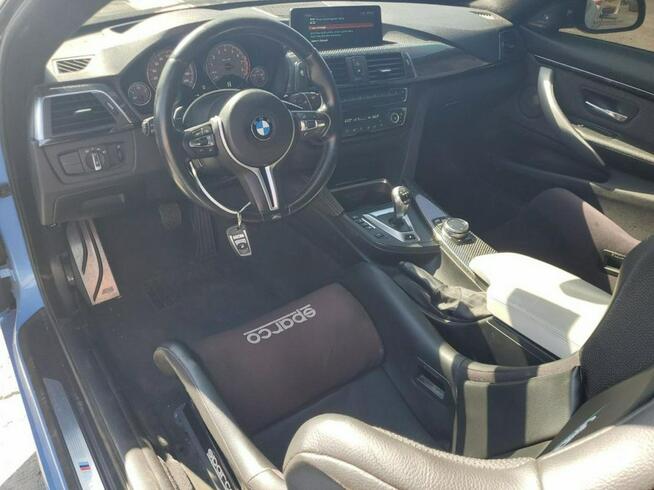 BMW M4 / dach carbon / dkg / Sparco /