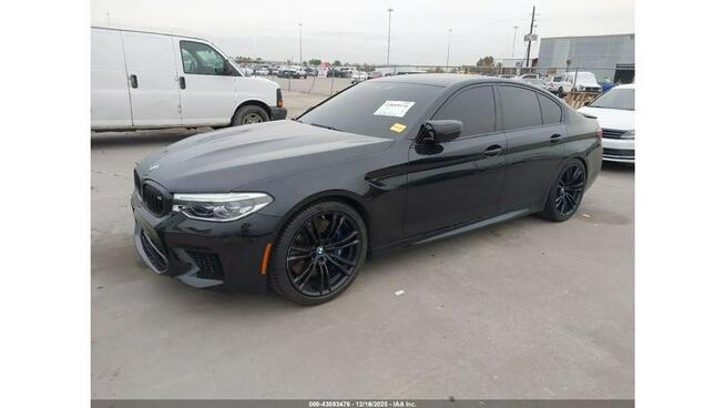 BMW M5 / 4.4 625KM / Niski przebieg /