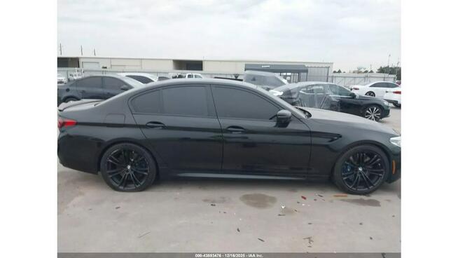 BMW M5 / 4.4 625KM / Niski przebieg /