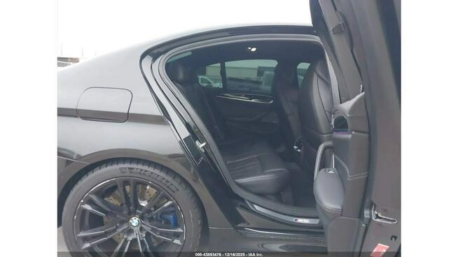 BMW M5 / 4.4 625KM / Niski przebieg /