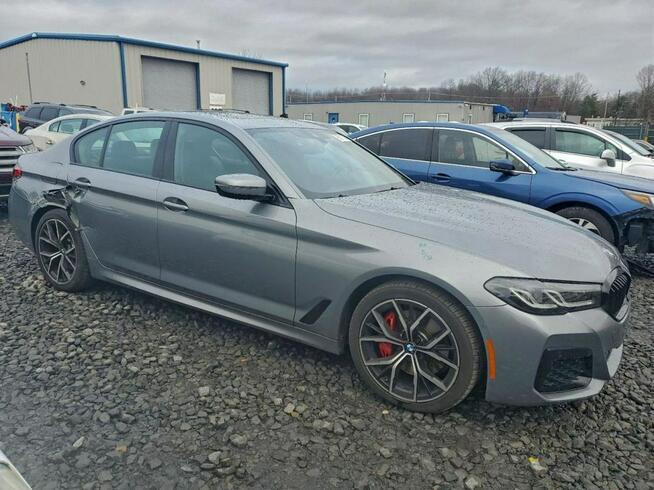 BMW M550i / xDrive / M-Pakiet / Niski przebieg /