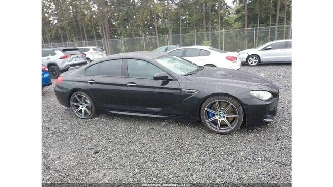 BMW M6 / 4.4 560KM / Niski przebieg /
