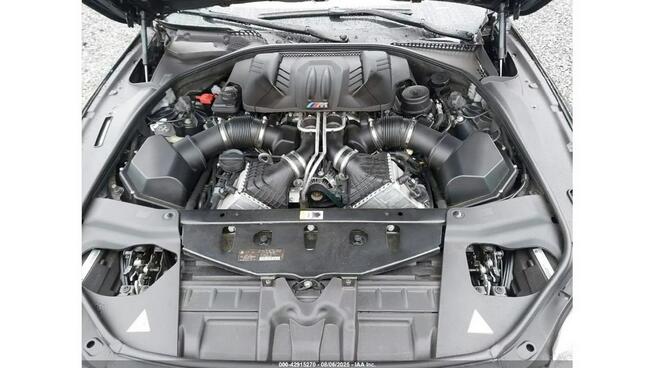 BMW M6 / 4.4 560KM / Niski przebieg /