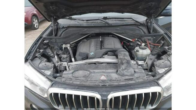 BMW X5 xDrive / niski przebieg / bogate wyposażenie /