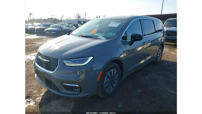 Chrysler Pacifica / PLUG-IN / 3.6 260KM / niski przebieg /