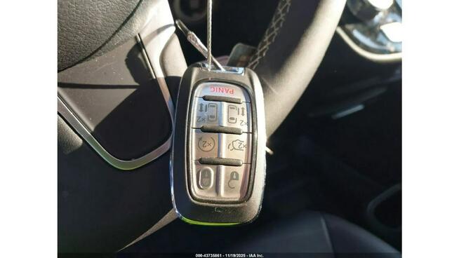 Chrysler Pacifica / PLUG-IN / 3.6 260KM / niski przebieg /