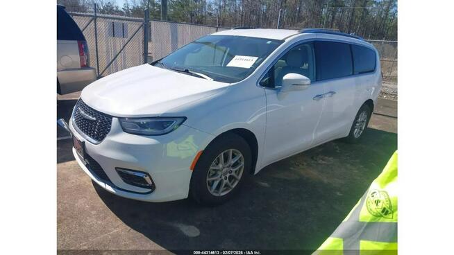Chrysler Pacifica / BENZYNA / 3.6 287KM / niski przebieg /