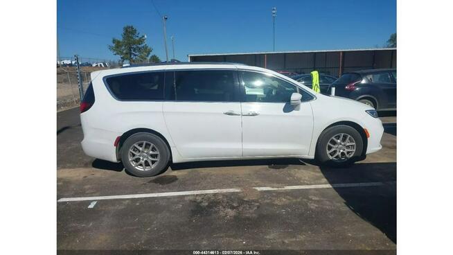 Chrysler Pacifica / BENZYNA / 3.6 287KM / niski przebieg /