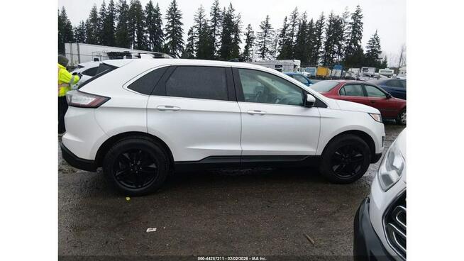 Ford EDGE / BENZYNA / 4x4 / 2.0 245KM / niski przebieg /