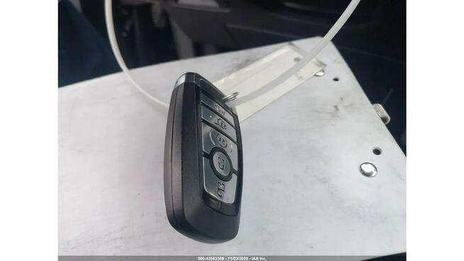 Ford EDGE / TITANIUM / 4x4 / automat / niski przebieg /