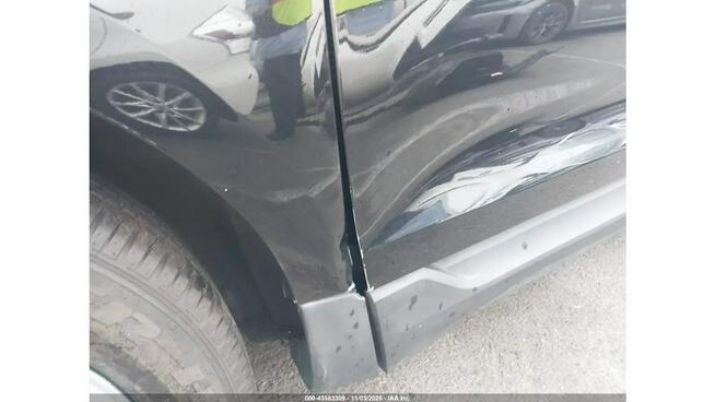 Ford EDGE / TITANIUM / 4x4 / automat / niski przebieg /