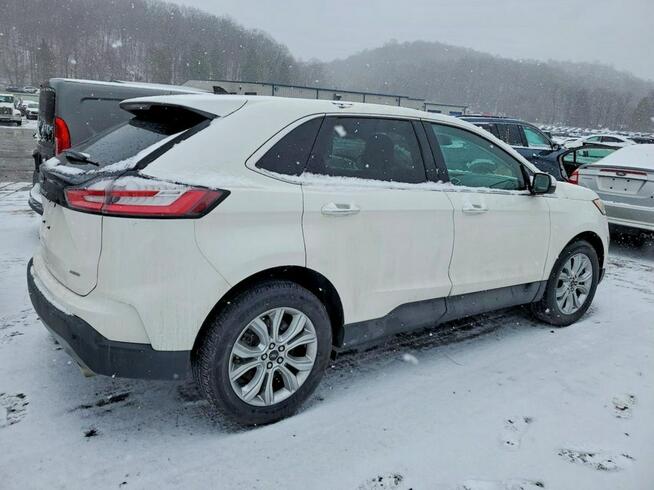 Ford EDGE / wersja TITANIUM / 4x4 / benzyna / niski przebieg /