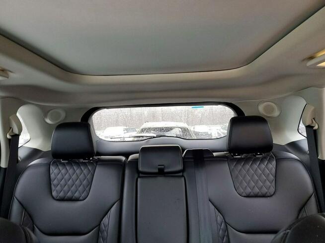 Ford EDGE / wersja TITANIUM / 4x4 / benzyna / niski przebieg /