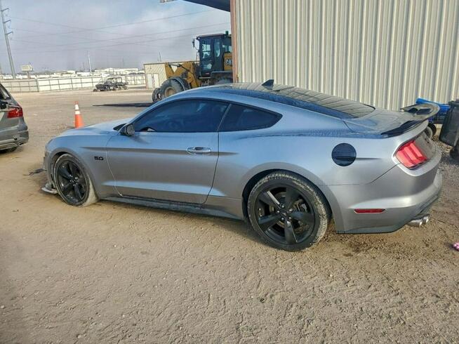 Ford Mustang / 5.0 460KM / Niski przebieg / Automat /