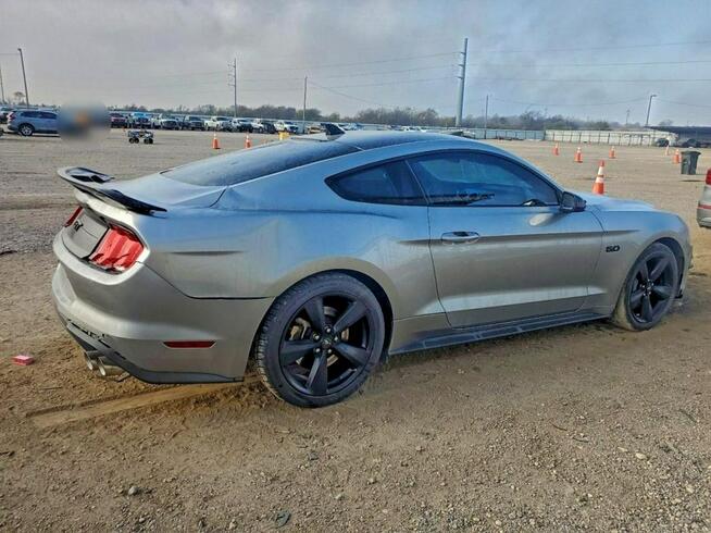 Ford Mustang / 5.0 460KM / Niski przebieg / Automat /