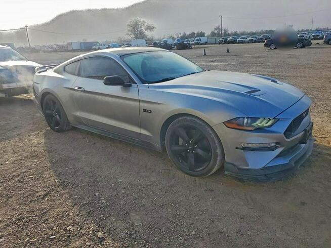 Ford Mustang / 5.0 460KM / Niski przebieg / Automat /