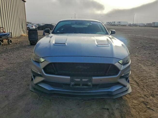 Ford Mustang / 5.0 460KM / Niski przebieg / Automat /