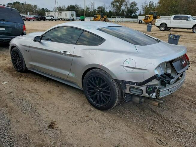 Ford Mustang / Automat / 5.0 / niski przebieg /