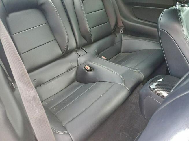 Ford Mustang / Automat / 5.0 / niski przebieg /