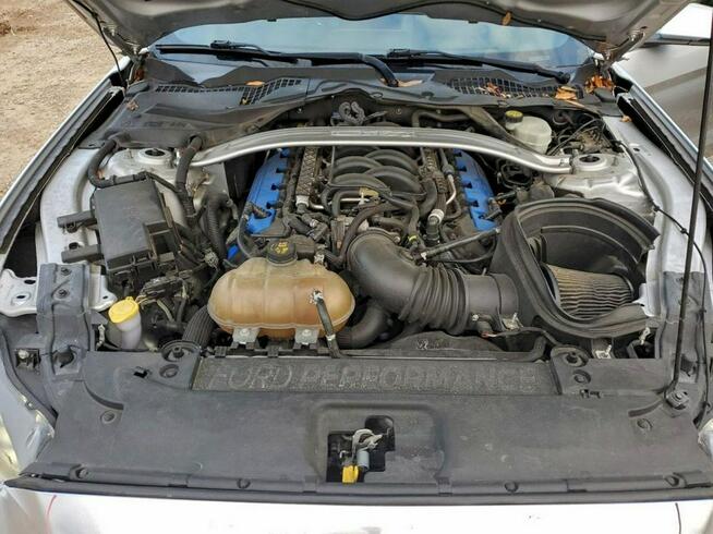 Ford Mustang / Automat / 5.0 / niski przebieg /